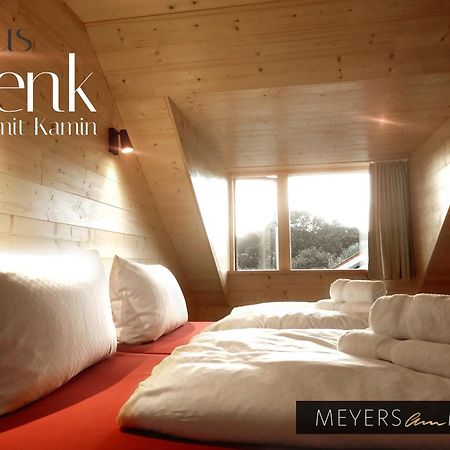 Schickes Holzchalet "Henk" - Mit Kamin - Ostsee Strand 500M - 4 Personen - By "Meyers Am Meer" Zierow Esterno foto